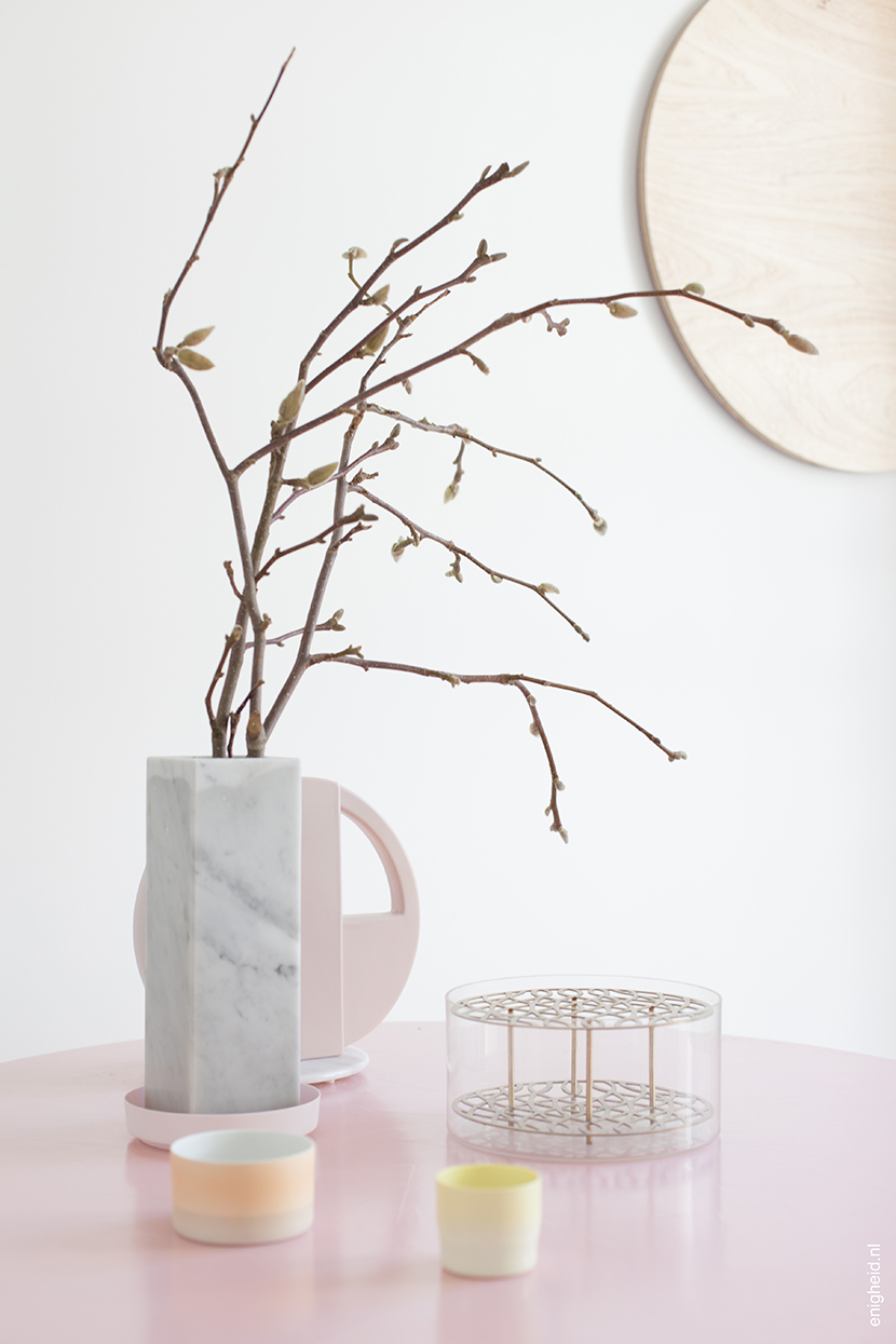 Magnolia, Ang vase by Klong, Arita Japan porcelain by Scholten&Baijings | Enigheid 
