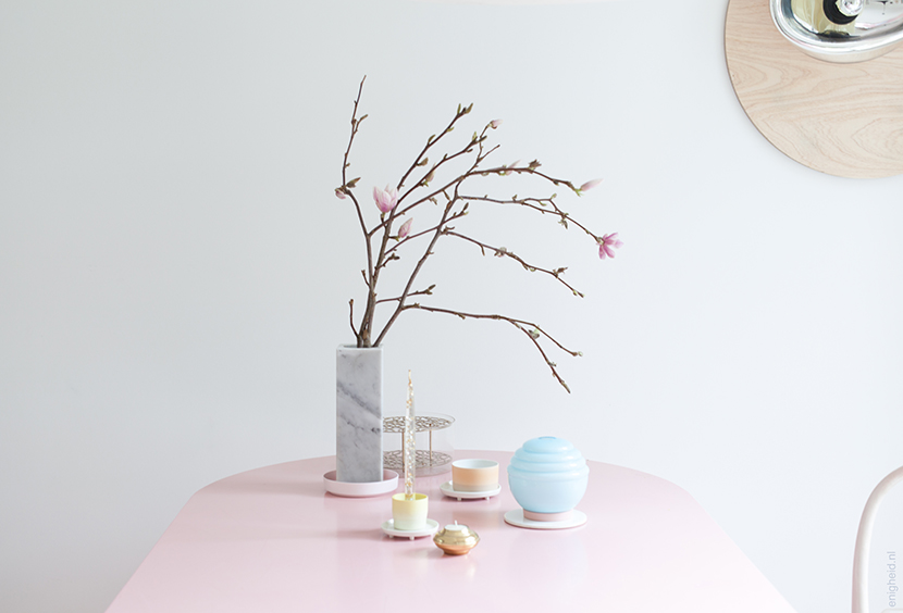 Pastel ceramics, magnolia, lamp by Alex de Witte | Enigheid