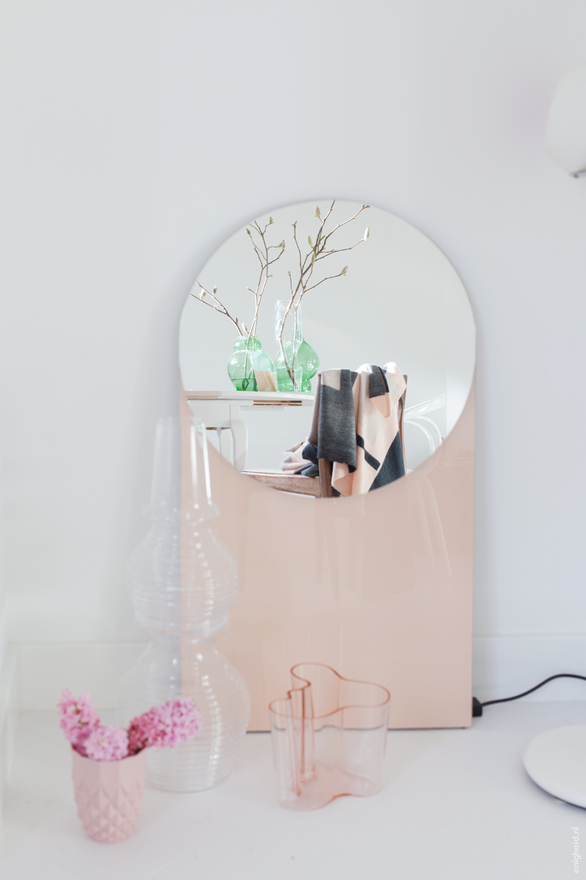 Magnolia, Klaas Kuiken vases, Hay mirror, Wispelwey Ikea PS and Alvar Aalto vases | Enigheid