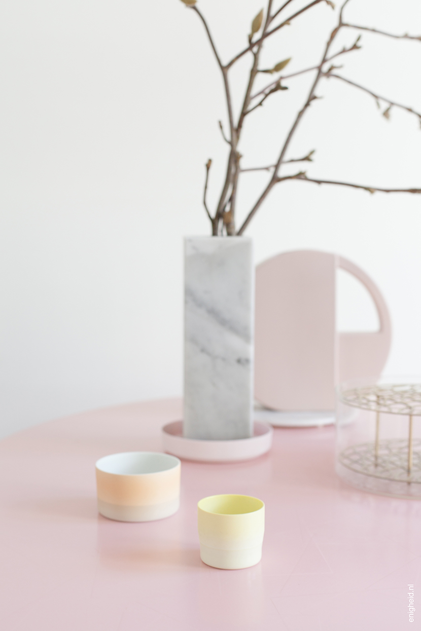 Magnolia, Ang vase by Klong, Arita Japan porcelain by Scholten&Baijings | Enigheid 