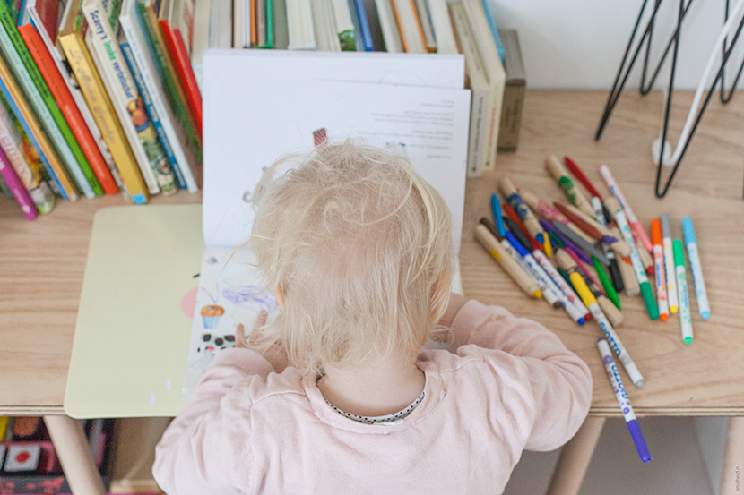 Maan's desk, Eeflillemor Kids mat | Enigheid