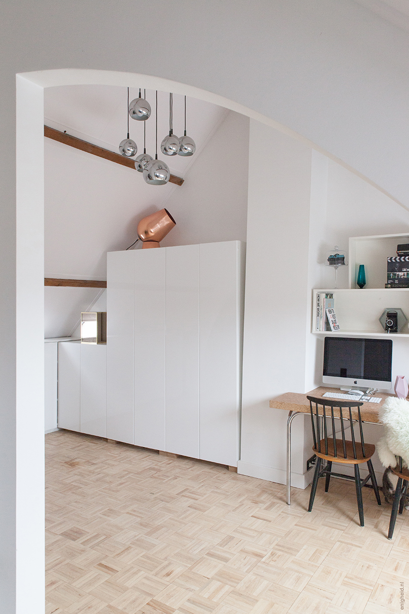 A peek inside our (old) home: the attic. The first floor that was almost ready, but the last part of our home we needed to finish before we sold our house. With Ikea cabinets, vintage chrome lighting and a Tom Dixon Fat Spot | Enigheid