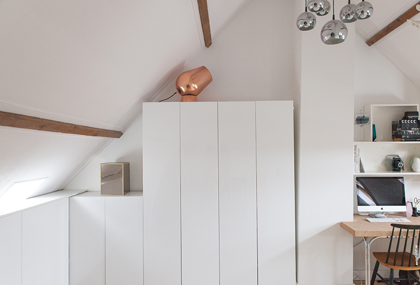 A peek inside our (old) home: the attic. The first floor that was almost ready, but the last part of our home we needed to finish before we sold our house. With Ikea cabinets, vintage chrome lighting and a Tom Dixon Fat Spot | Enigheid